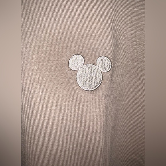Disney Parks Mickey Mouse Tan Long Sleeve Pullover Top 3X NWT - Picture 3 of 7